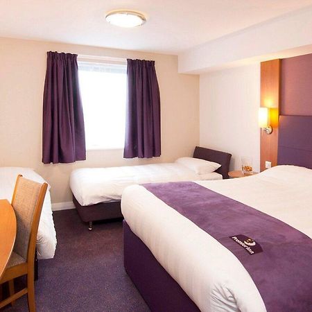 Premier Inn Lymington Eksteriør bilde