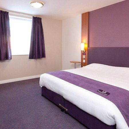 Premier Inn Lymington Eksteriør bilde