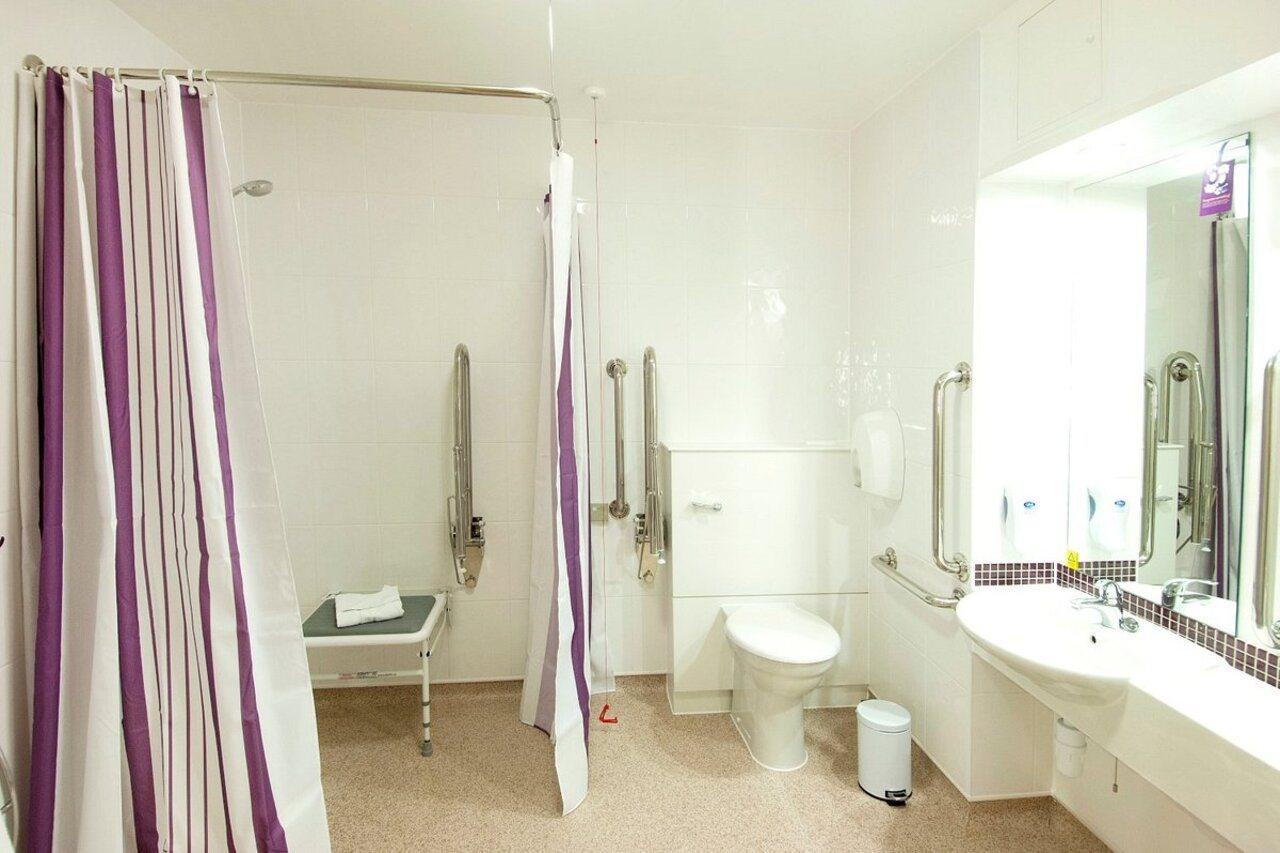 Premier Inn Lymington Eksteriør bilde